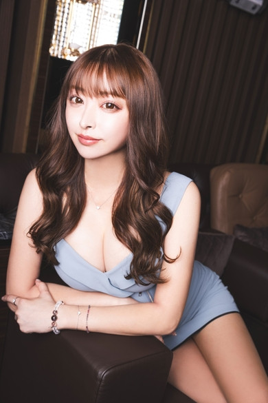 叶 芽依プロフィール写真4